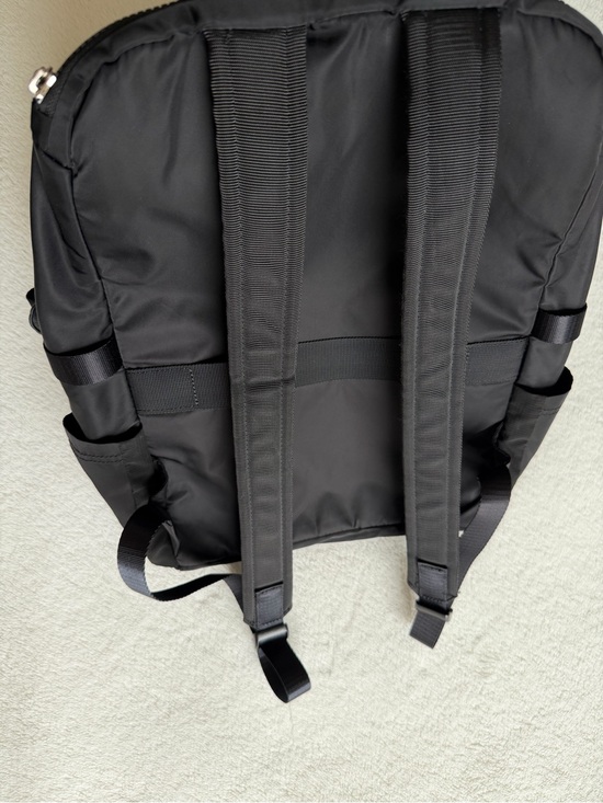 35 travel backpack Explorer 35L Vacuum Color:Kobalt A front zip accessory Women Handbag Training Bags | lululemon